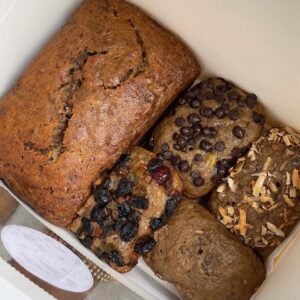 Combo Deal: (GAIN BOX) 1 Medium + 4 Midis